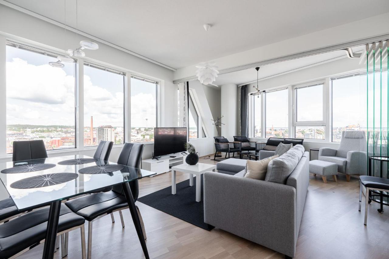 Stunning Views 11Th Floor 2Br Home With Sauna - Hosted By 2Ndhomes Tampere Zewnętrze zdjęcie
